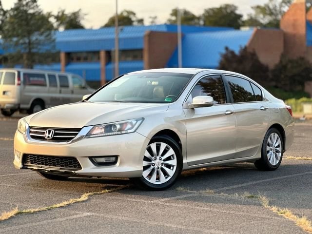 2013 Honda Accord EX-L photo 2