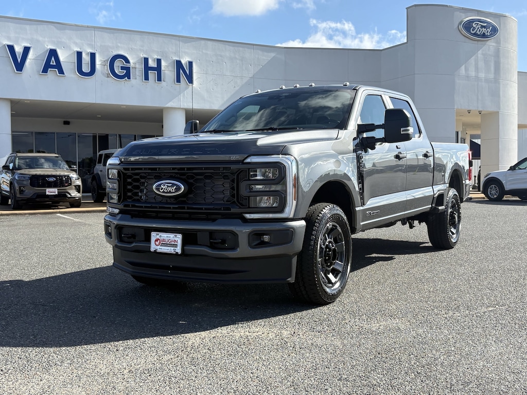 New 2026 Ford F-250 XL Truck Crew Cab