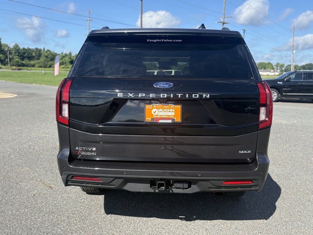 Used 2025 Ford Expedition Max Active SUV