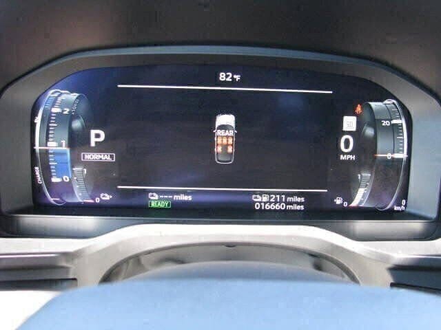 2024 Mitsubishi Outlander Plug-in Hybrid SE - Photo 25
