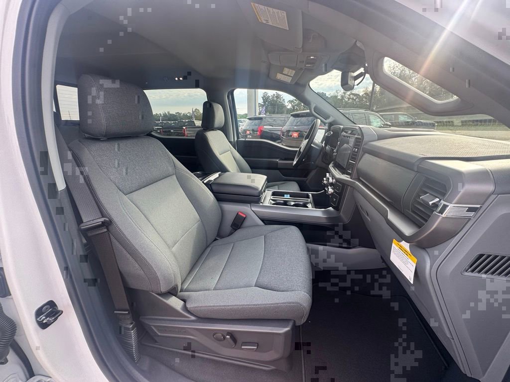 2025 Ford F-150 XLT - Photo 19