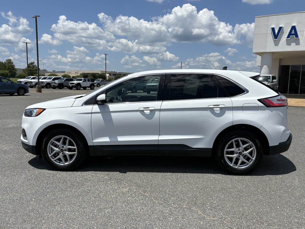 Used 2024 Ford Edge SEL SUV