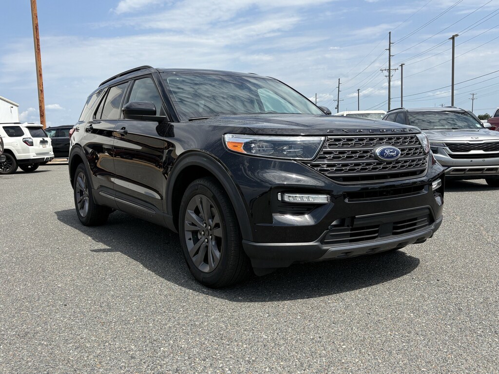 Used 2024 Ford Explorer XLT SUV