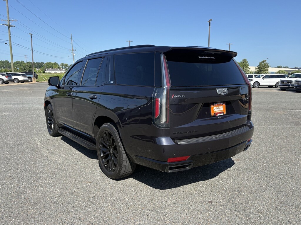 Used 2023 Cadillac Escalade 4WD Sport Platinum SUV