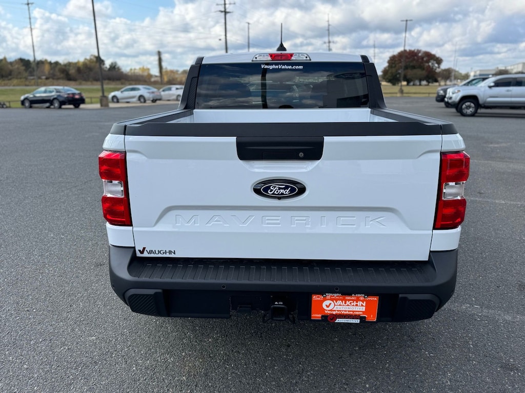 New 2025 Ford Maverick XLT Truck