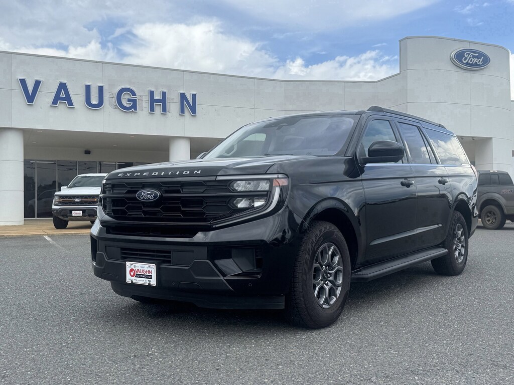 Used 2025 Ford Expedition Max Active SUV