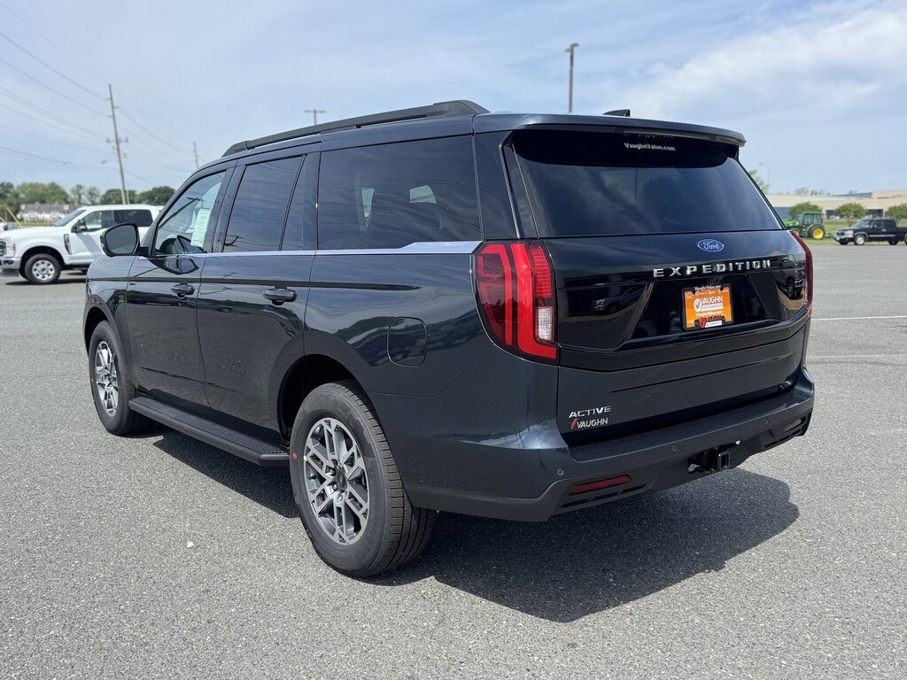 New 2026 Ford Expedition Active SUV