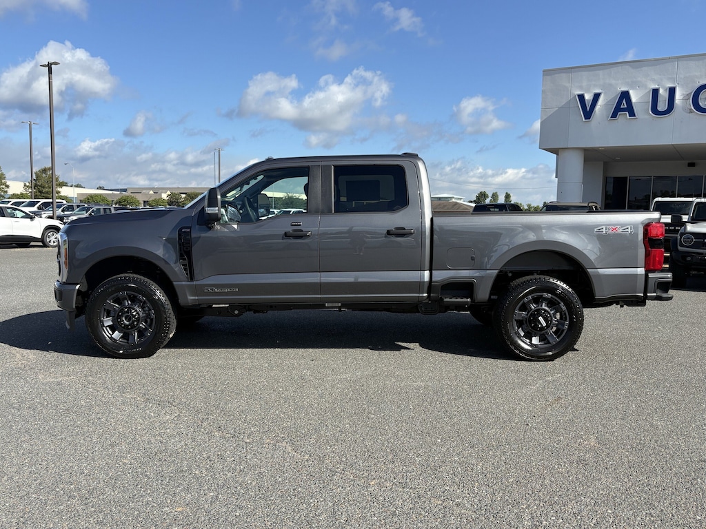 New 2026 Ford F-250 XL Truck Crew Cab