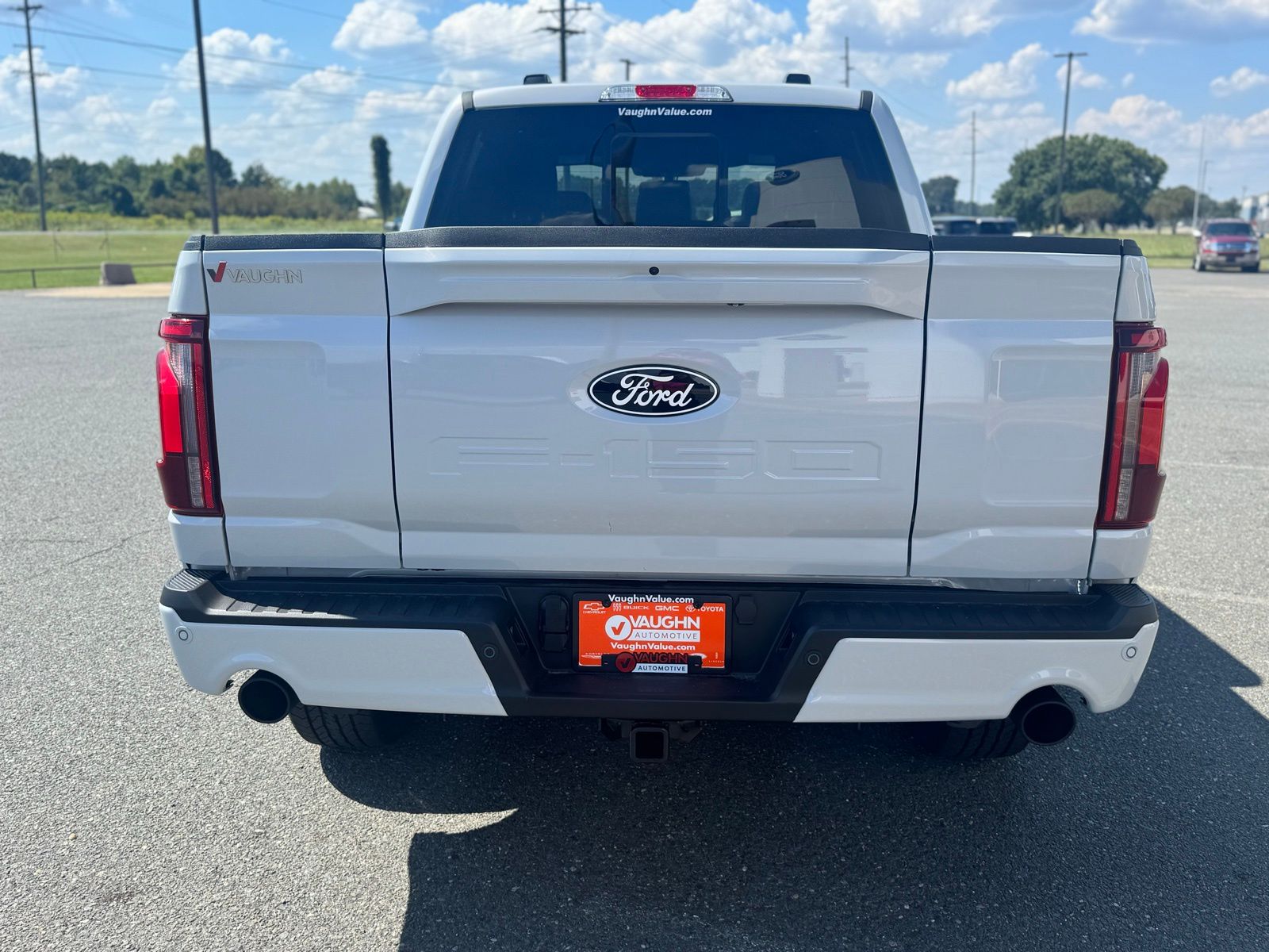 2025 Ford F-150 Lariat photo 4