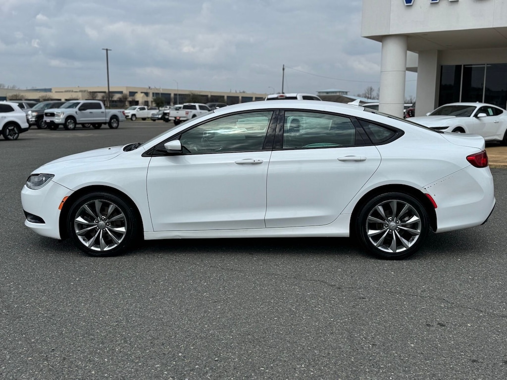 Used 2015 Chrysler 200 S Sedan