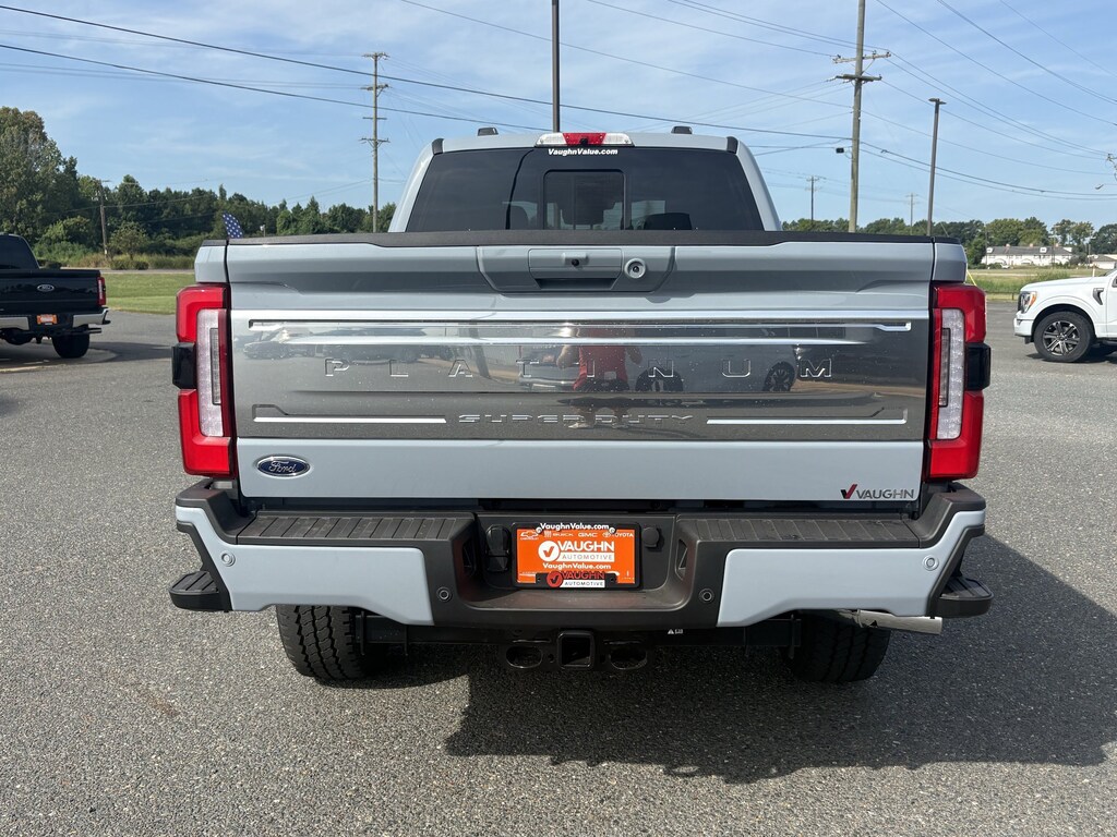 New 2026 Ford F-250 Platinum Truck Crew Cab