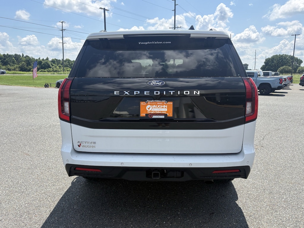 Used 2025 Ford Expedition Active SUV