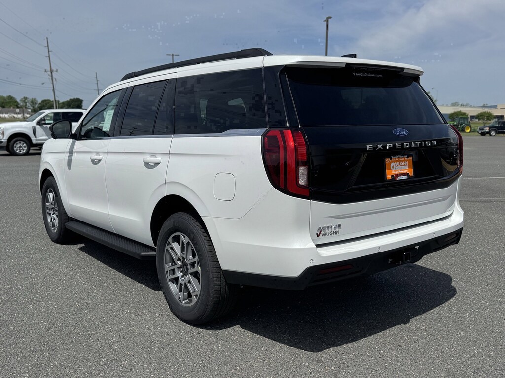 New 2026 Ford Expedition Active SUV