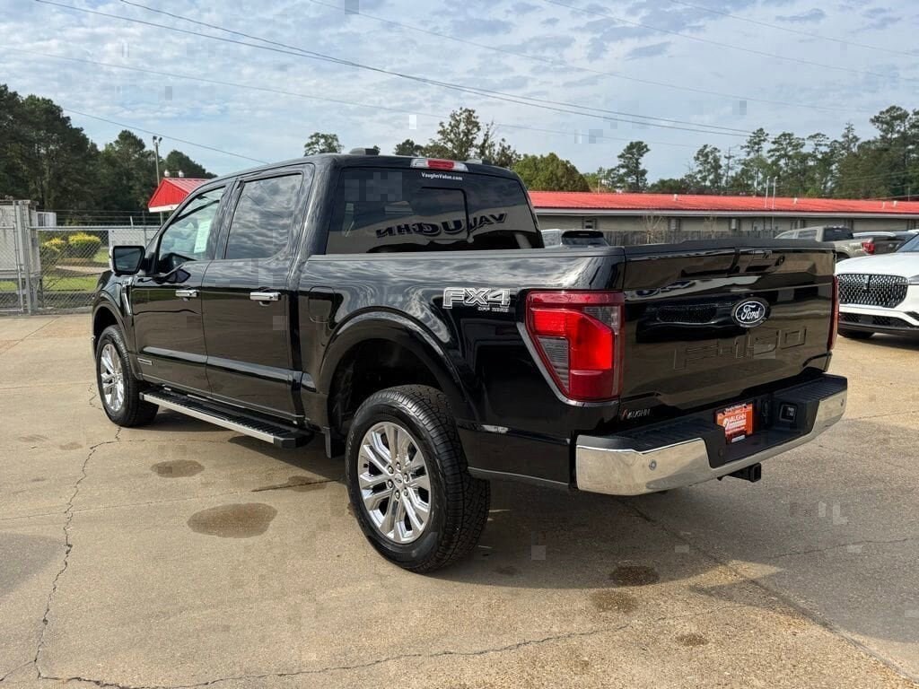 New 2025 Ford F-150 XLT Truck SuperCrew Cab