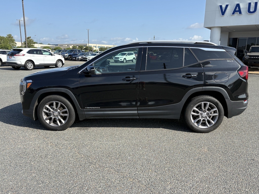 Used 2022 GMC Terrain SLT SUV