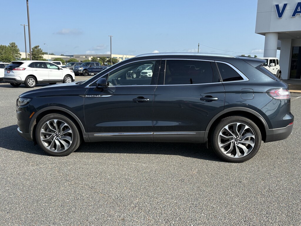 Used 2023 Lincoln Nautilus Reserve SUV