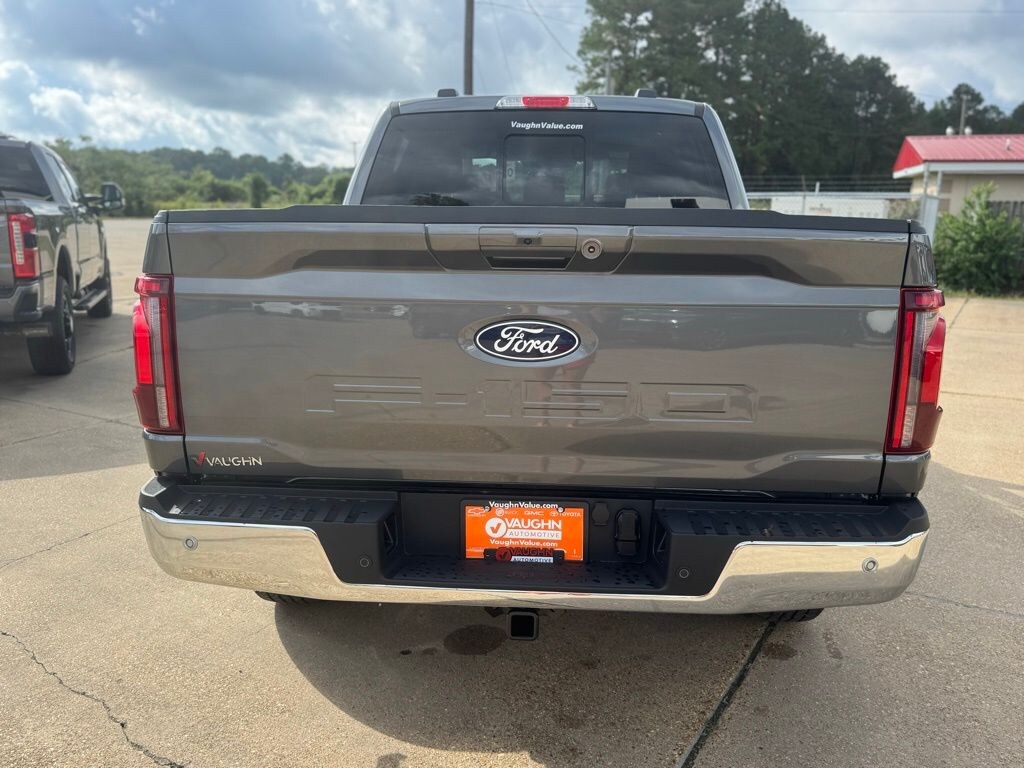 New 2025 Ford F-150 Lariat Truck