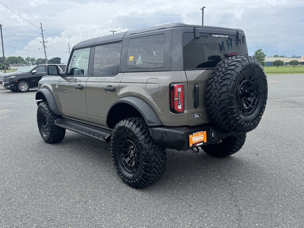 New 2026 Ford Bronco Outer Banks SUV