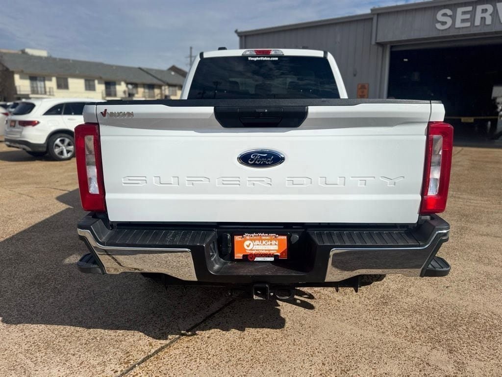 Used 2024 Ford Super Duty F-250 SRW XLT Truck