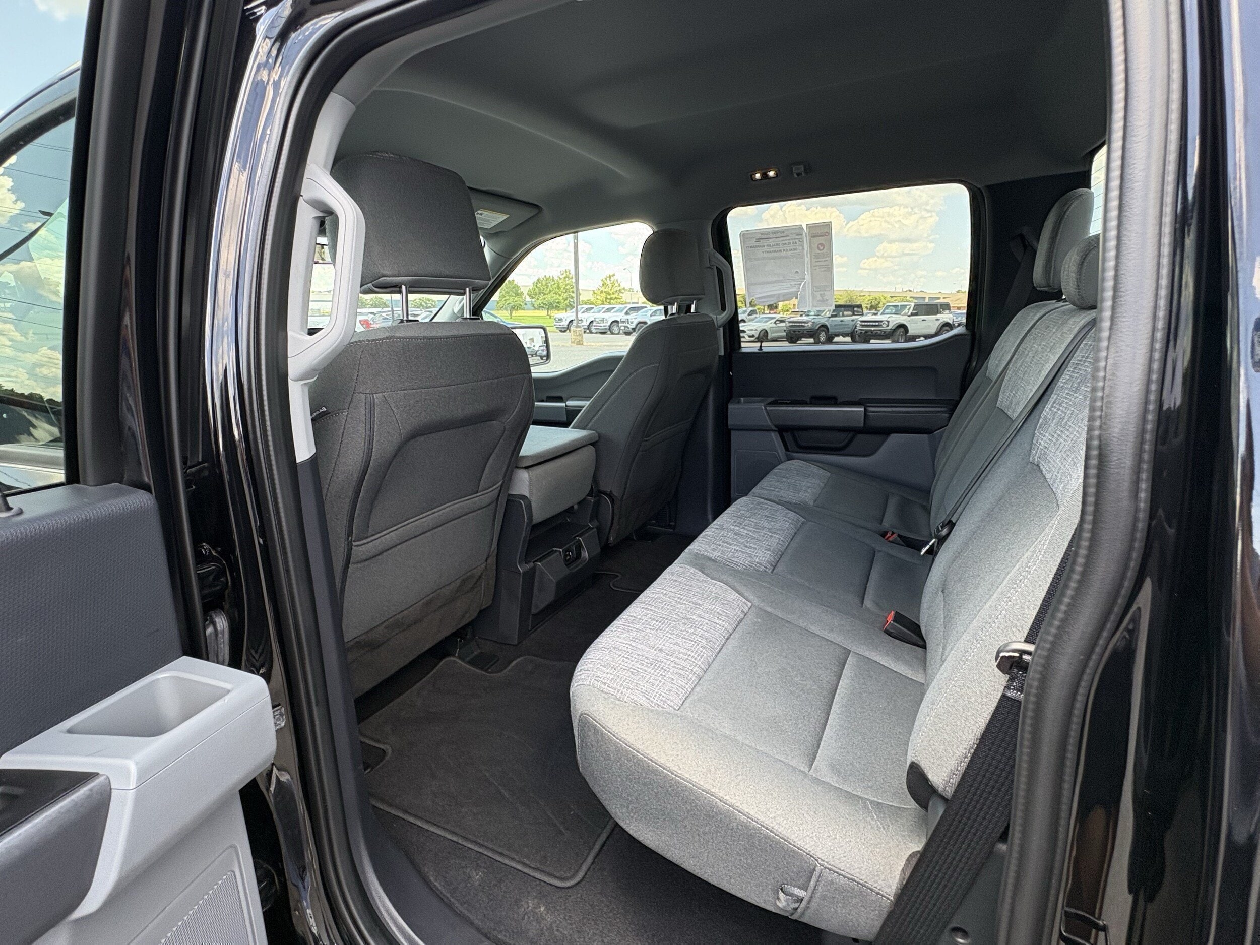2023 Ford F-150 XLT - Photo 16