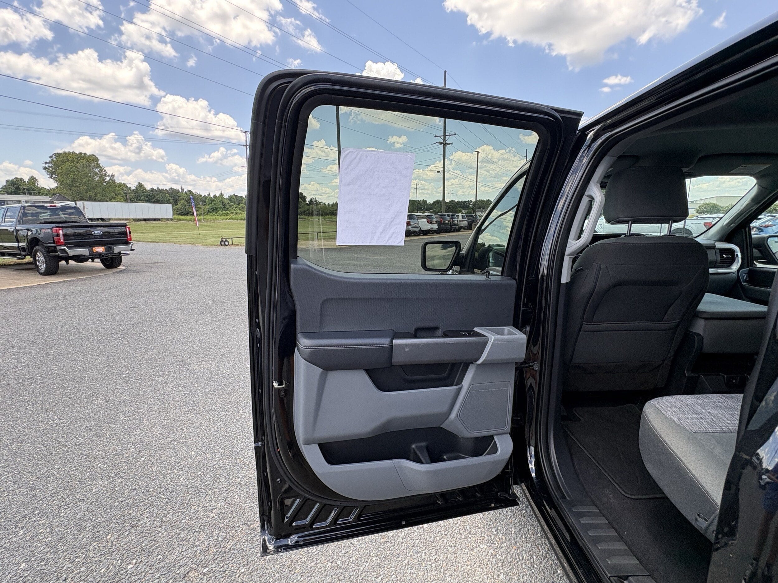 2023 Ford F-150 XLT - Photo 15