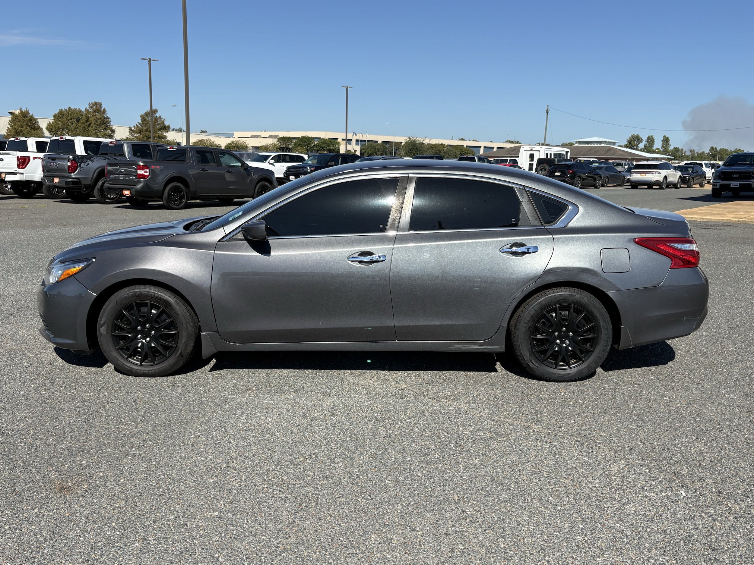 Used 2017 Nissan Altima S with VIN 1N4AL3AP3HC480625 for sale in Natchitoches, LA