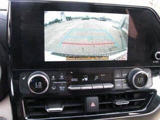2023 Toyota Highlander XLE - Photo 22