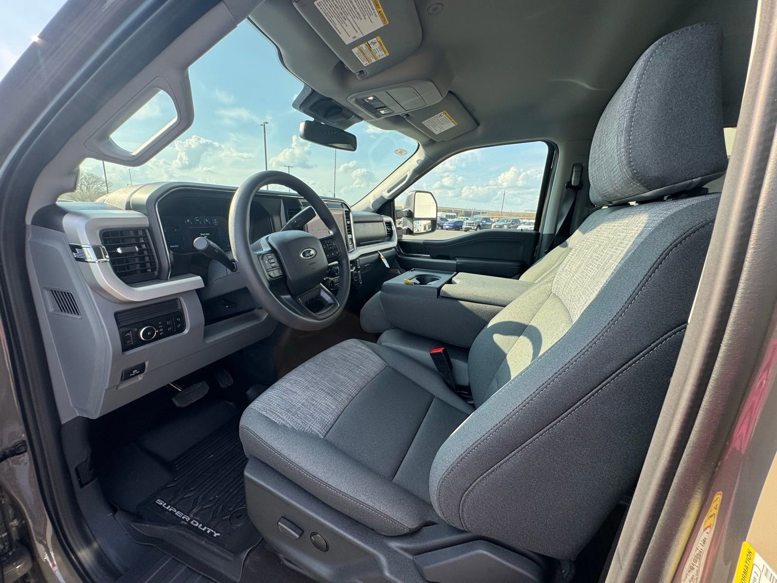 2026 Ford F-250 Super Duty XLT - Photo 10