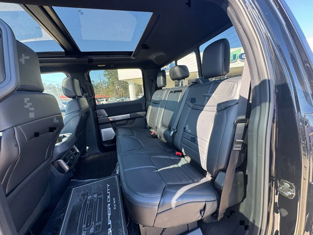 2026 Ford F-250 Super Duty Platinum - Photo 17