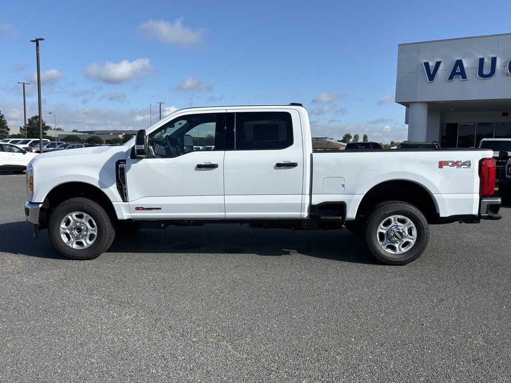 New 2026 Ford F-250 XLT Truck Crew Cab