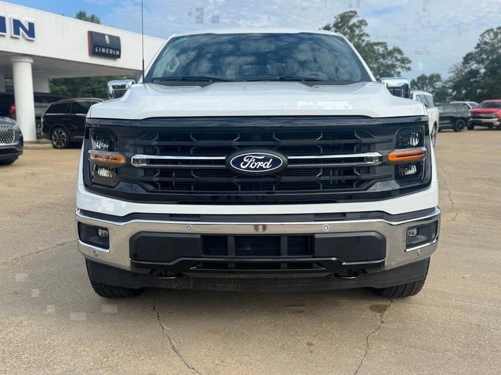 2025 Ford F-150 XLT - Photo 7