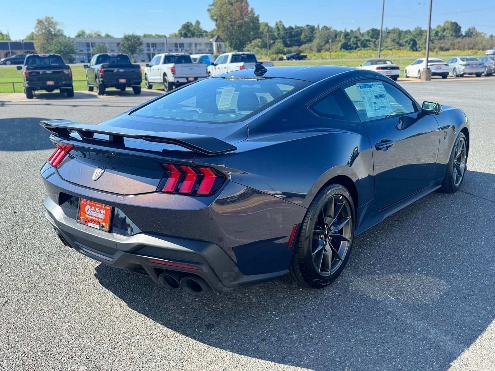 2025 Ford Mustang Dark Horse - Photo 5