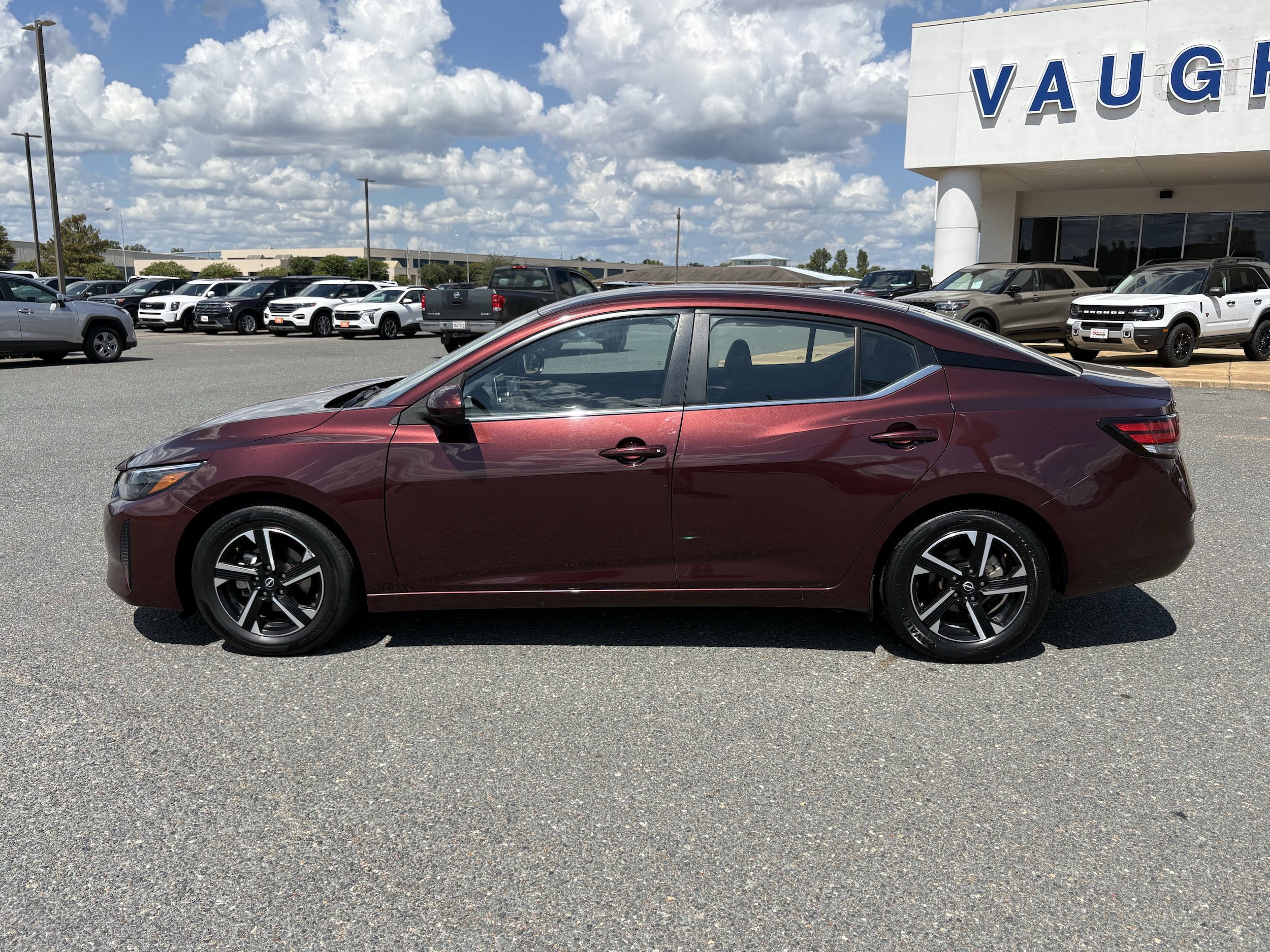Used 2025 Nissan Sentra SV with VIN 3N1AB8CV4SY278321 for sale in Natchitoches, LA