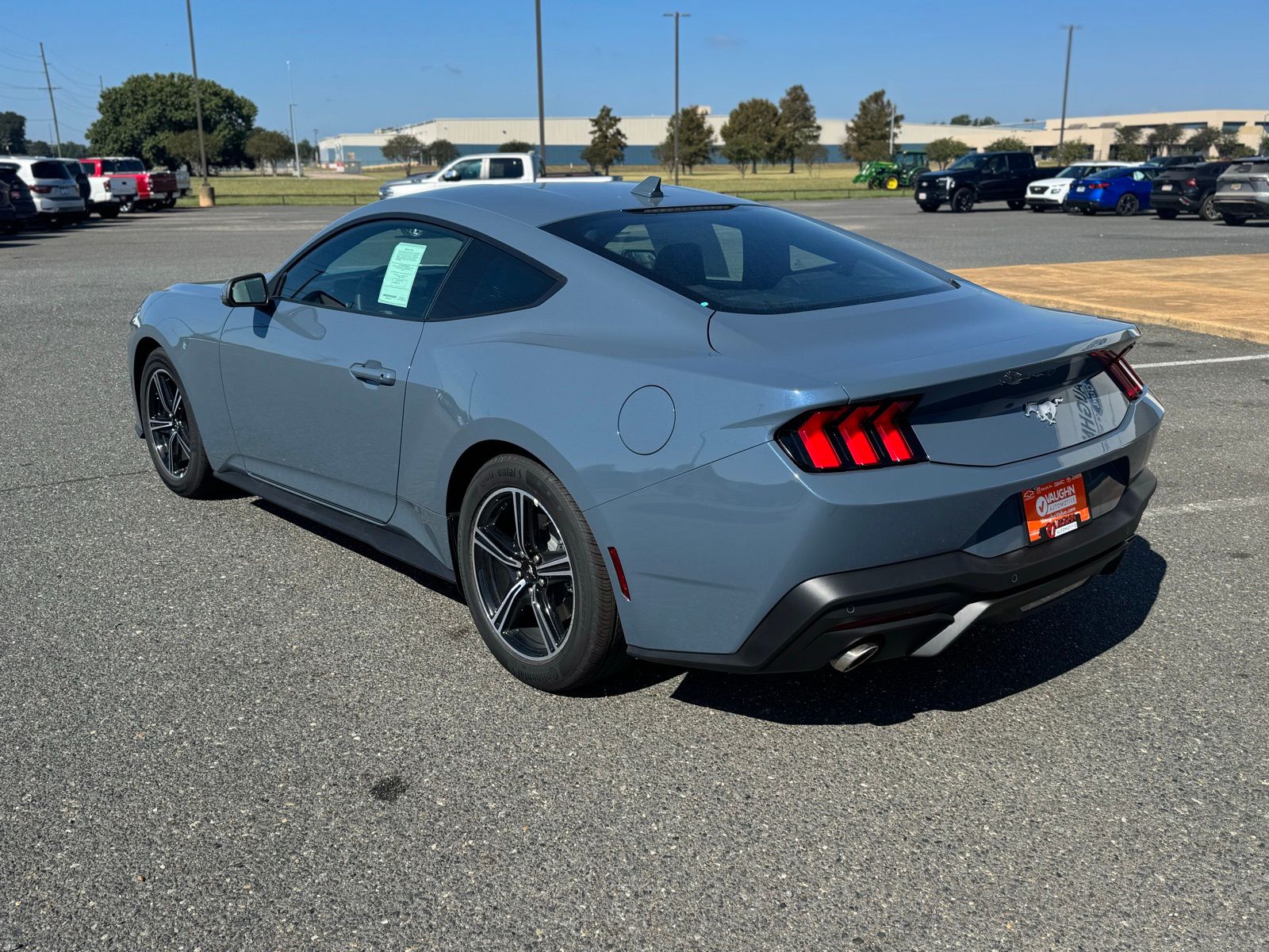 2025 Ford Mustang EcoBoost photo 3