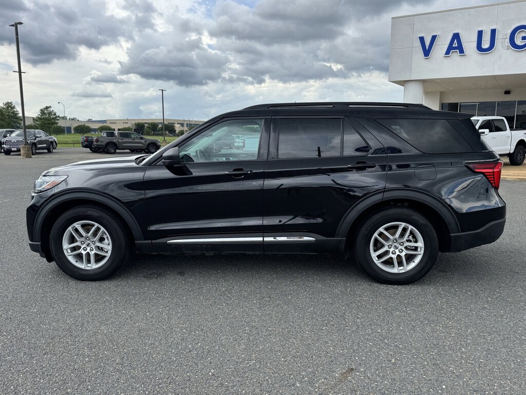 Used 2025 Ford Explorer Active SUV