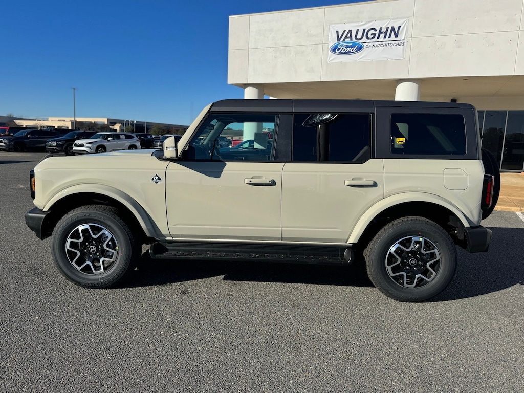 New 2025 Ford Bronco Outer Banks SUV