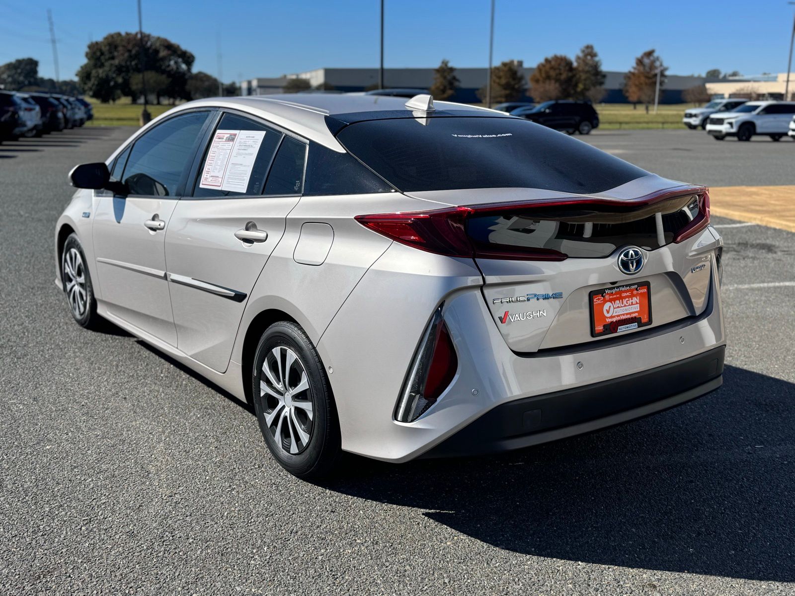 2021 Toyota Prius Prime LE photo 3