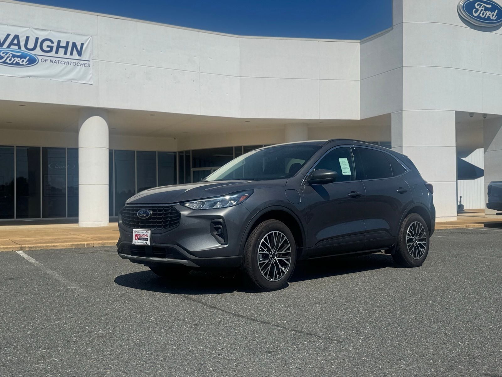 2025 Ford Escape PHEV's photo