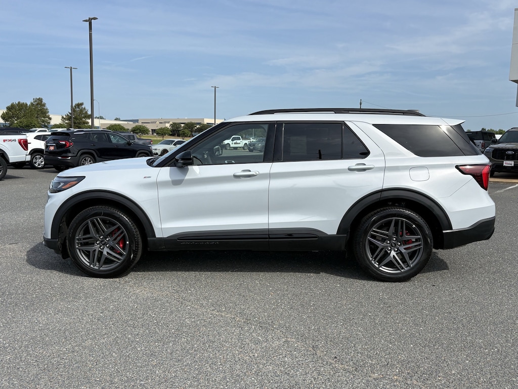 New 2026 Ford Explorer ST-Line SUV