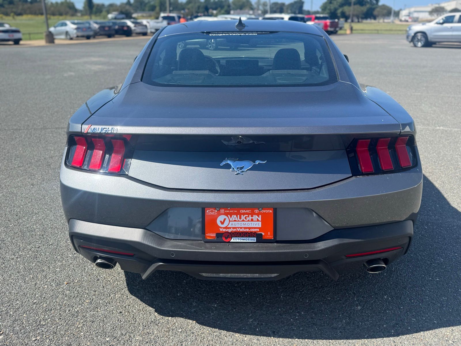 2025 Ford Mustang EcoBoost photo 4