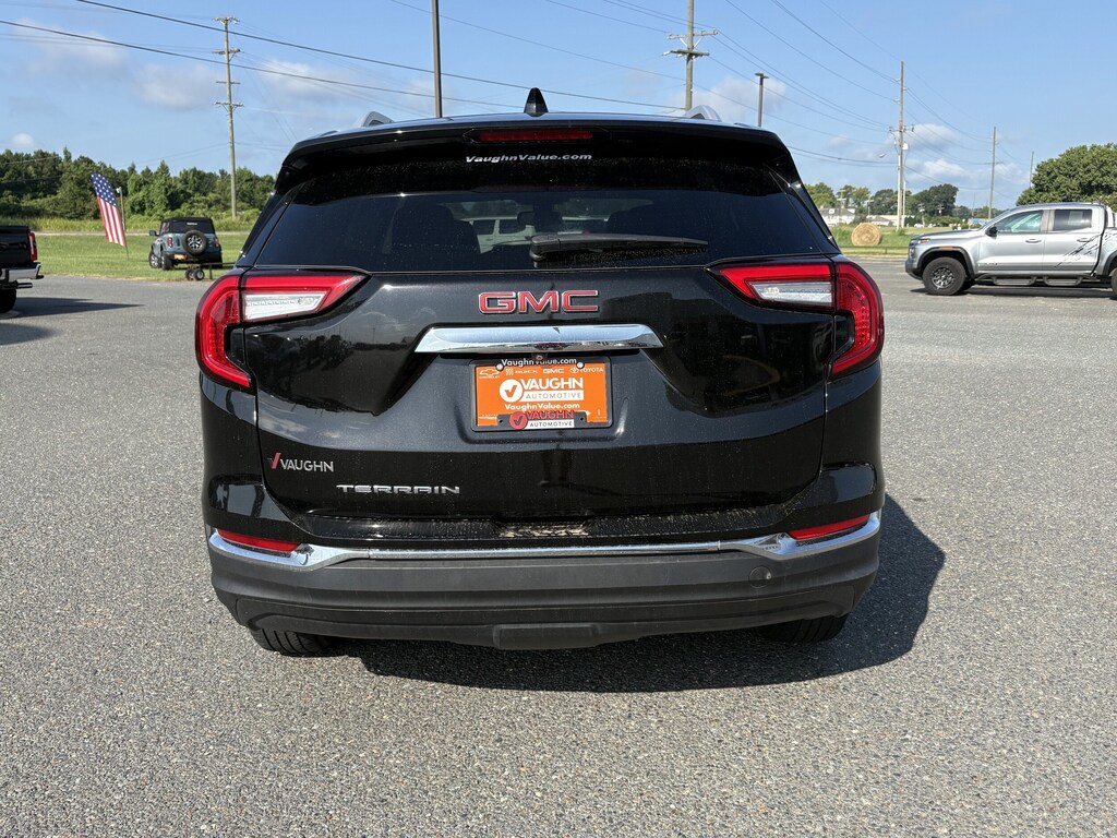 Used 2022 GMC Terrain SLT SUV