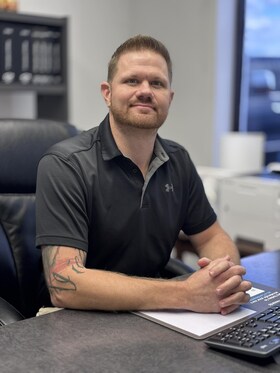 Staff member Randall Thompson from ID_8ed10a