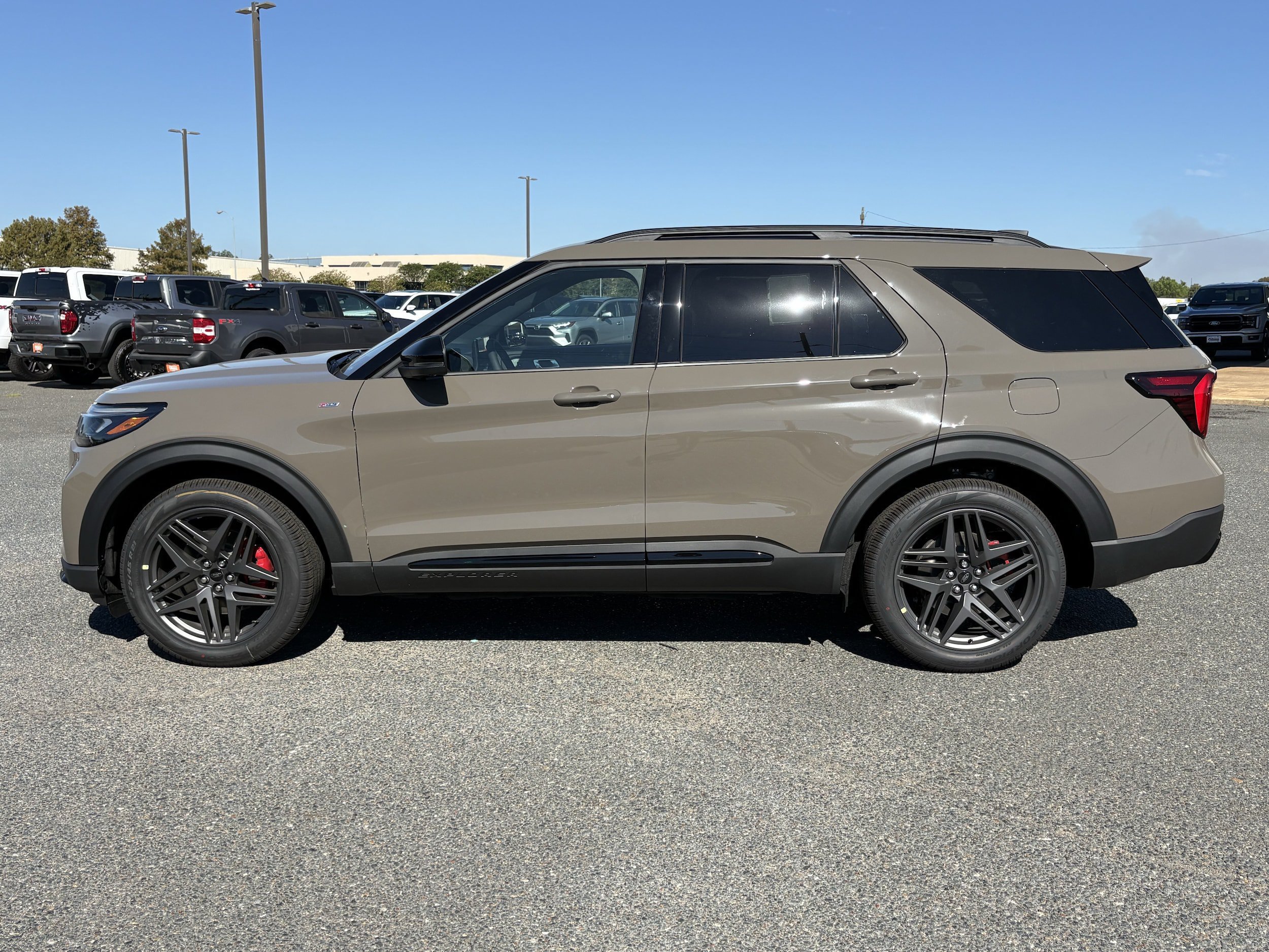 New 2027 Ford Explorer ST-Line SUV