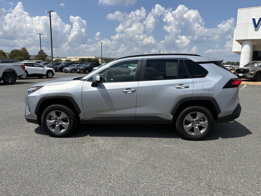 Used 2025 Toyota RAV4 Hybrid XLE SUV