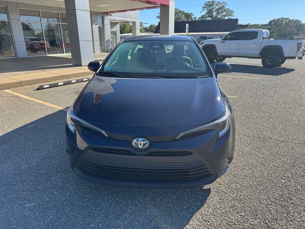 2025 Toyota Corolla Hybrid LE photo 2