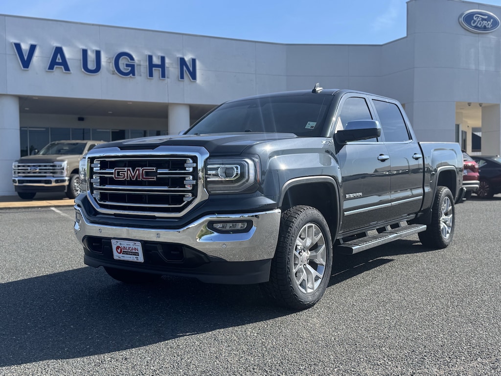 Used 2018 GMC Sierra 1500 SLT Truck