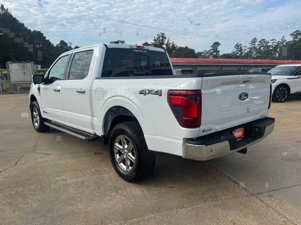 New 2025 Ford F-150 XLT Truck SuperCrew Cab