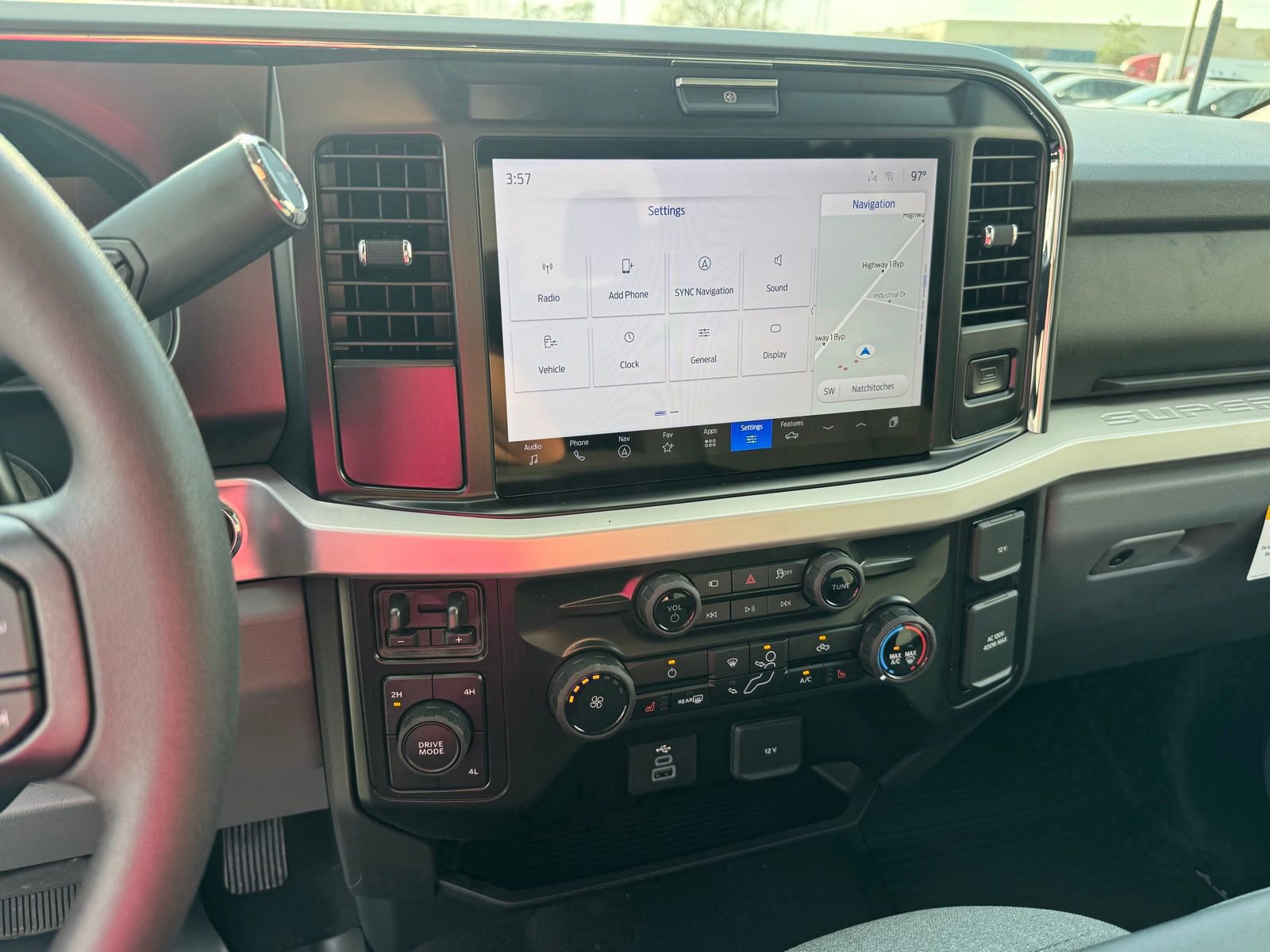 2026 Ford F-250 Super Duty XLT - Photo 13
