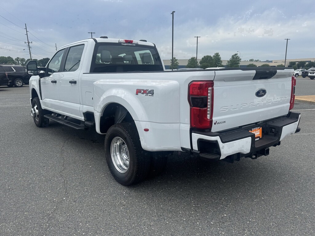 New 2026 Ford F-350 Truck Crew Cab