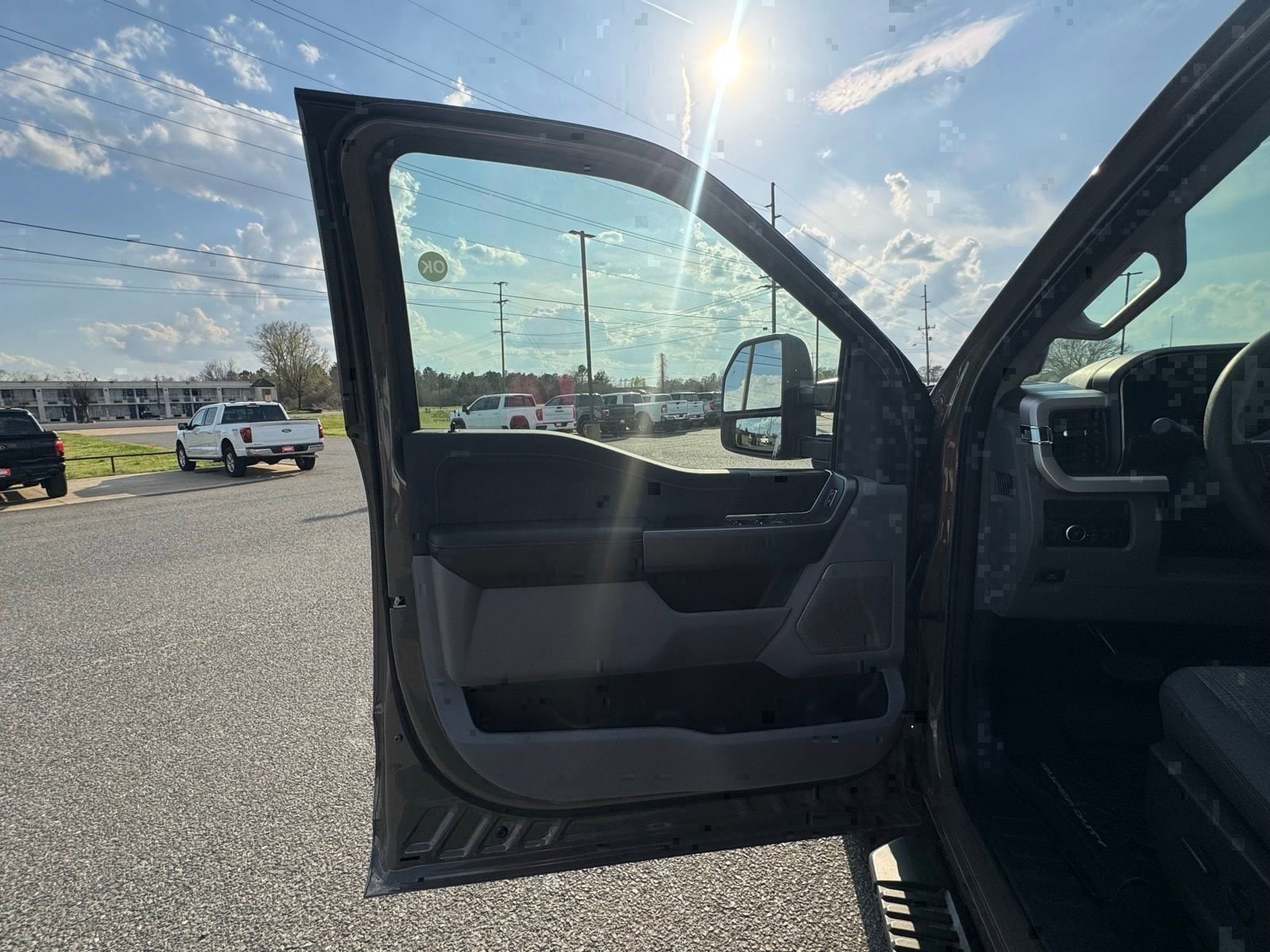 2026 Ford F-250 Super Duty XLT - Photo 9